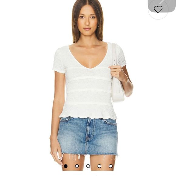 Free People “Krystal Tee” textured slim fit ivory V-Neck  Top- NWOT - Picture 1 of 13